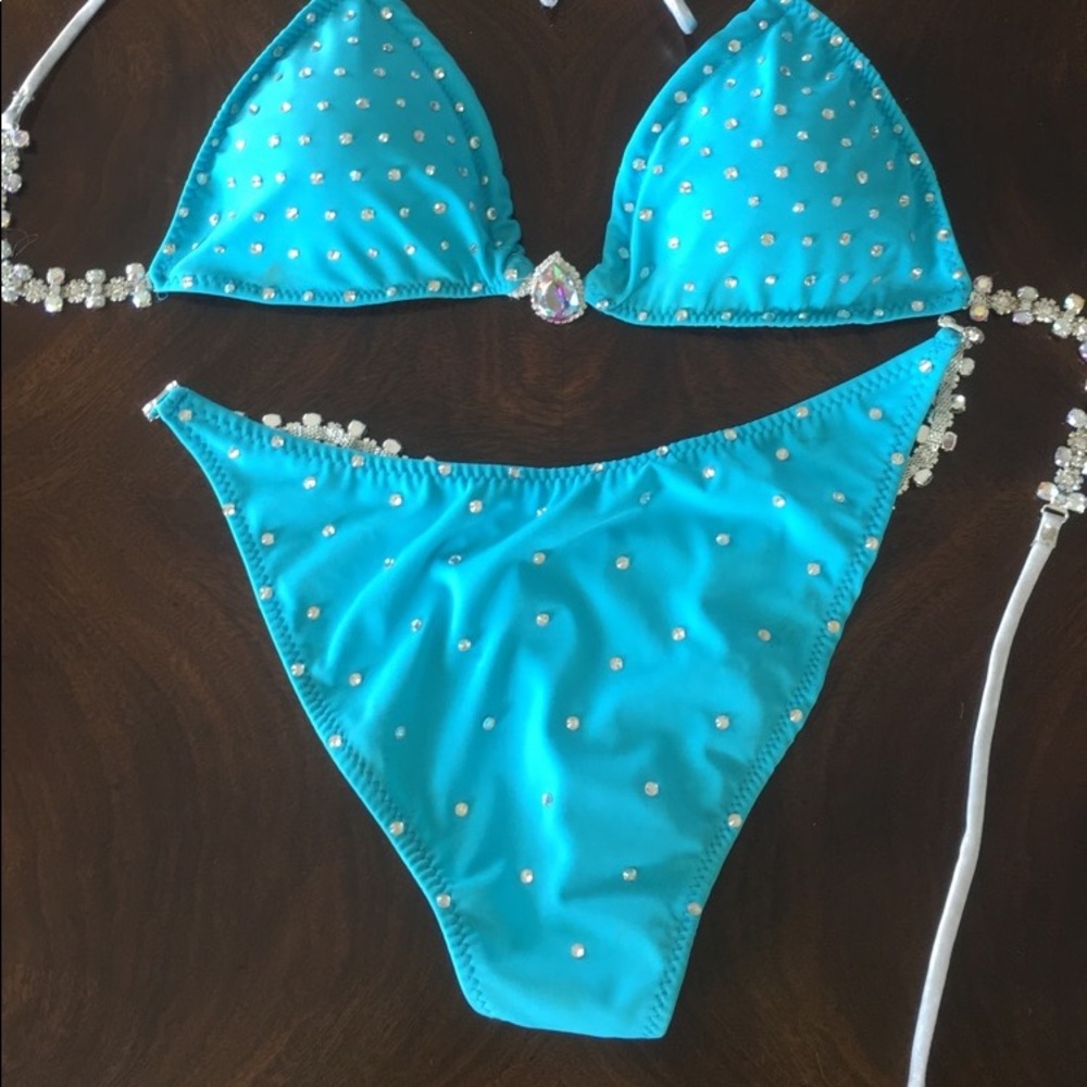 bikini competition suit - Picture 5 of 5